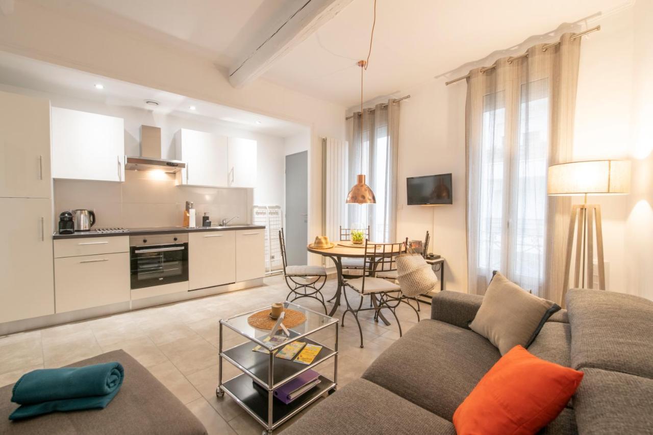 Suite Oisivete Avec Terrasse Vue Sur Patio Et Clim Montpellier Bagian luar foto