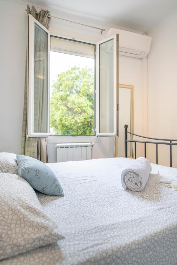 Suite Oisivete Avec Terrasse Vue Sur Patio Et Clim Montpellier Bagian luar foto